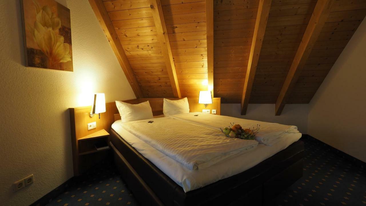 Hotel Gasthof Adler Ulm Eksteriør billede