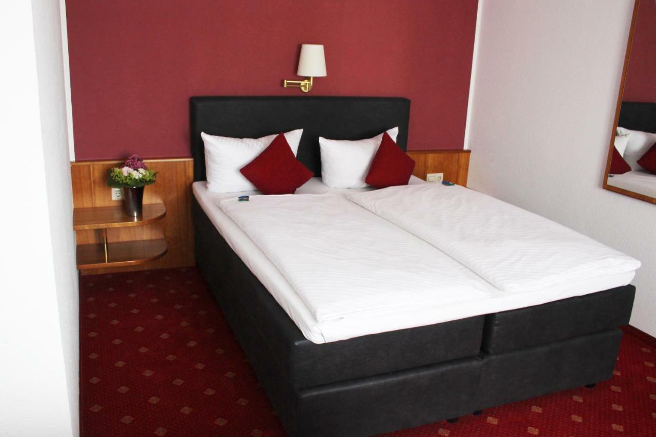 Hotel Gasthof Adler Ulm Eksteriør billede